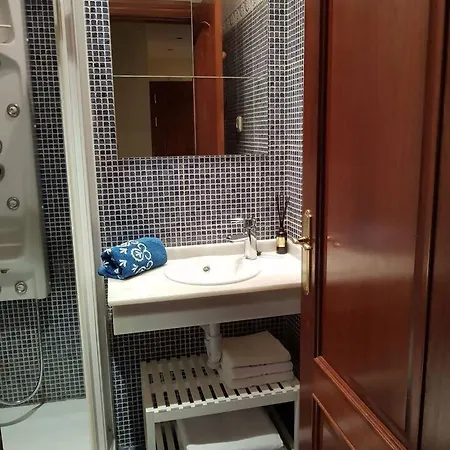 Piso De Calidad En El Centro De Apartamento Gijón